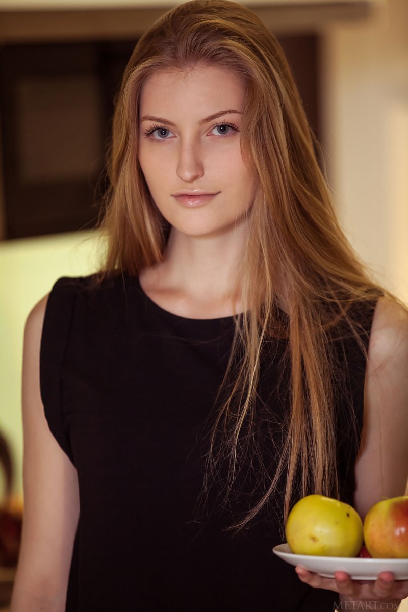 Анна, 19